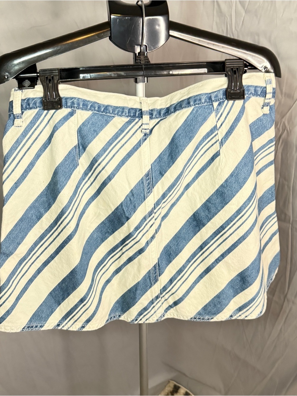 Universal Thread Denim Skirt - Picture 2 of 6